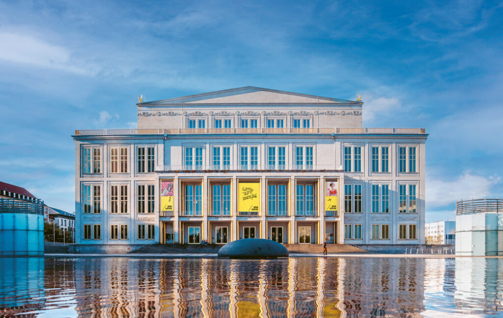 OL Opernhaus am Augustusplatz SZ25 26 quer